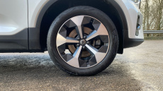 Volvo XC40 2.0 B3P Plus Dark 5dr Auto Petrol Estate